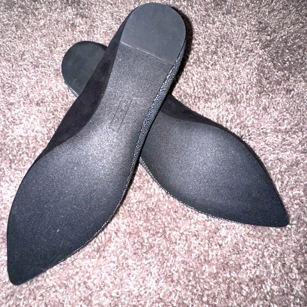 Steven by Steve Madden Black and White Flats. EUC! Size 7.5